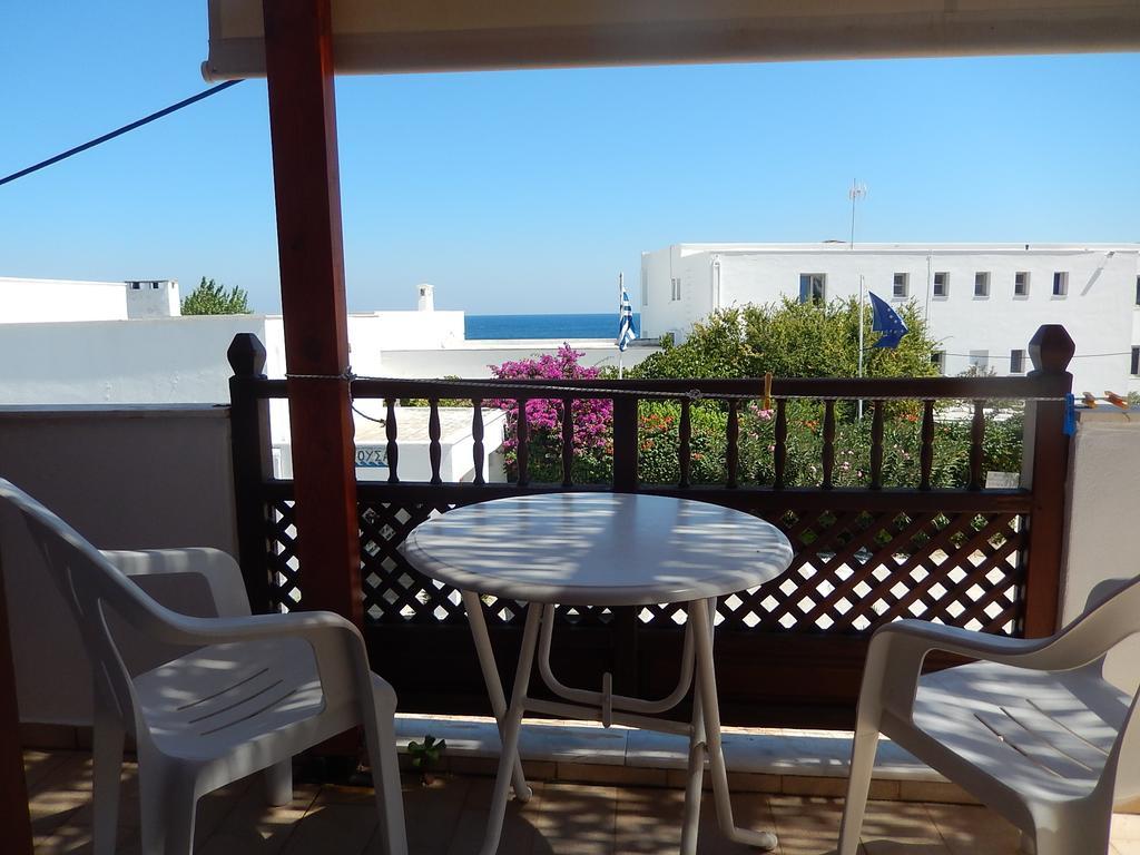 Deidamia Hotel Skyros Exteriör bild
