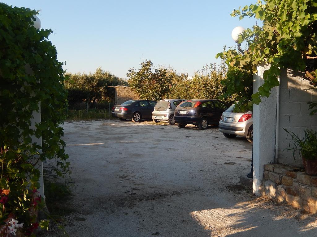 Deidamia Hotel Skyros Exteriör bild