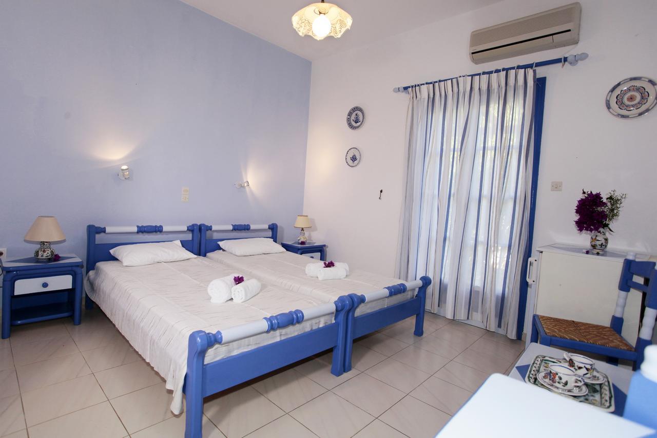 Deidamia Hotel Skyros Exteriör bild
