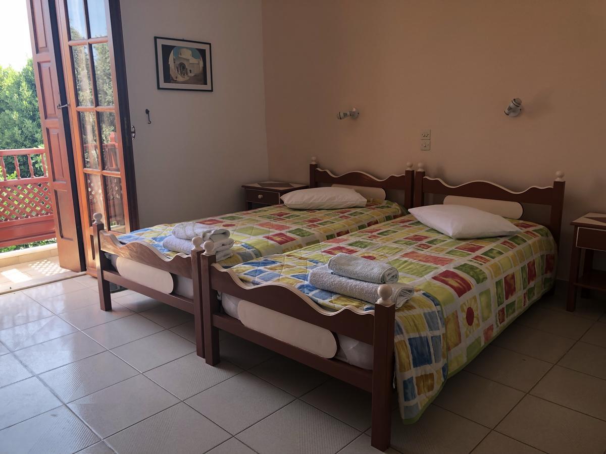 Deidamia Hotel Skyros Exteriör bild