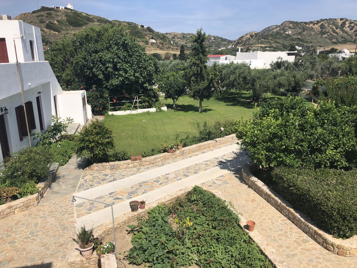 Deidamia Hotel Skyros Exteriör bild