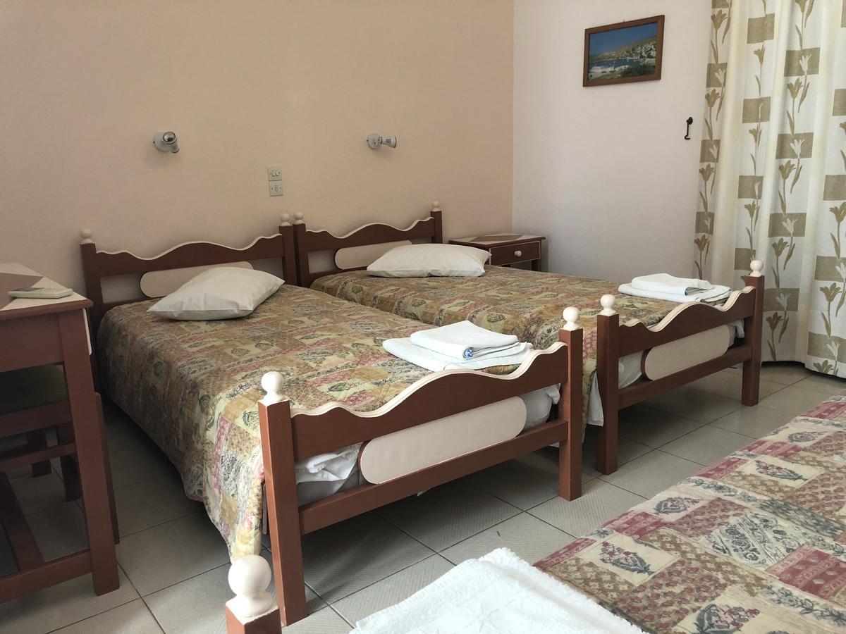 Deidamia Hotel Skyros Exteriör bild