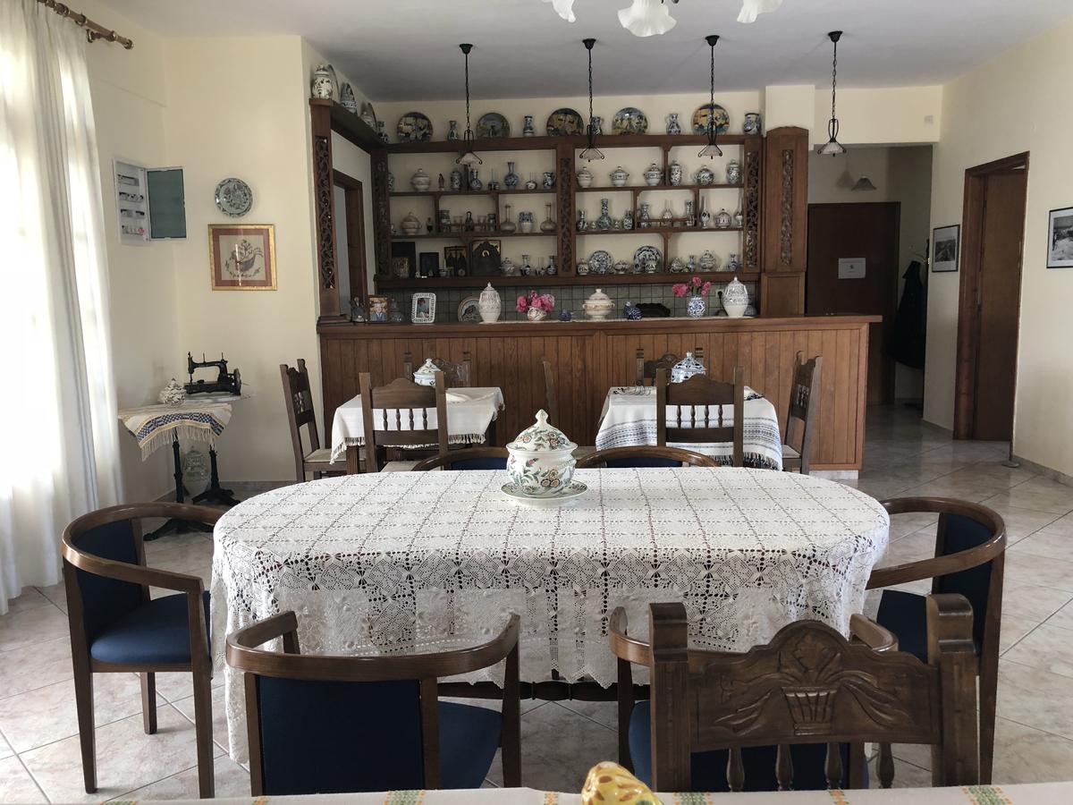 Deidamia Hotel Skyros Exteriör bild